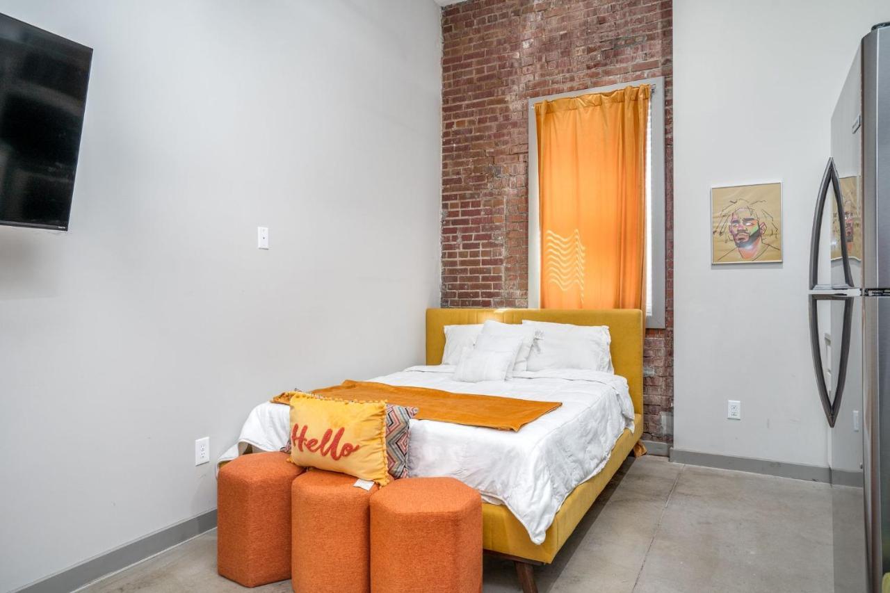 The Davis Lofts At Main Street - Unit 1E Lejlighed Rocky Mount Eksteriør billede