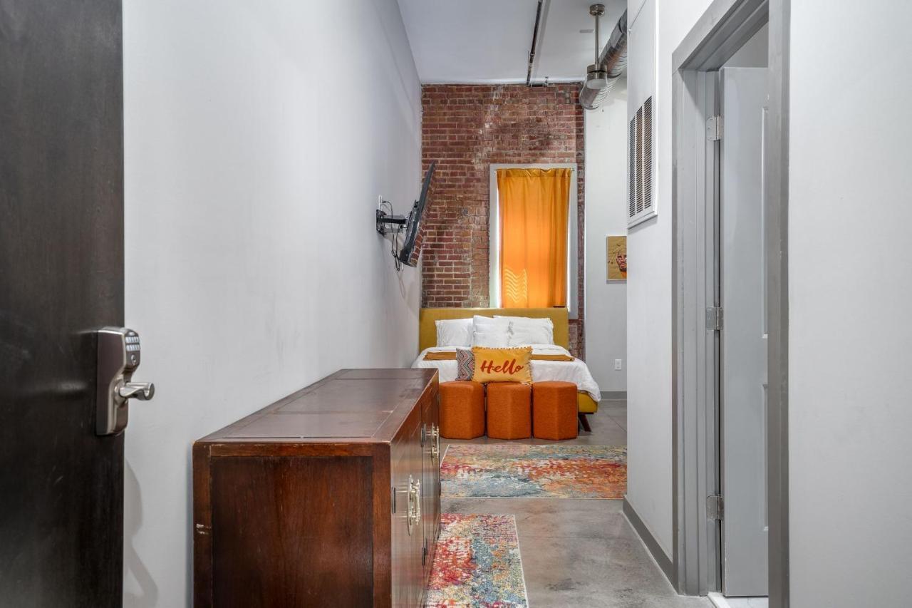 The Davis Lofts At Main Street - Unit 1E Lejlighed Rocky Mount Eksteriør billede